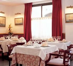 滨海略雷特 维拉德玛尔旅馆酒店 酒店
